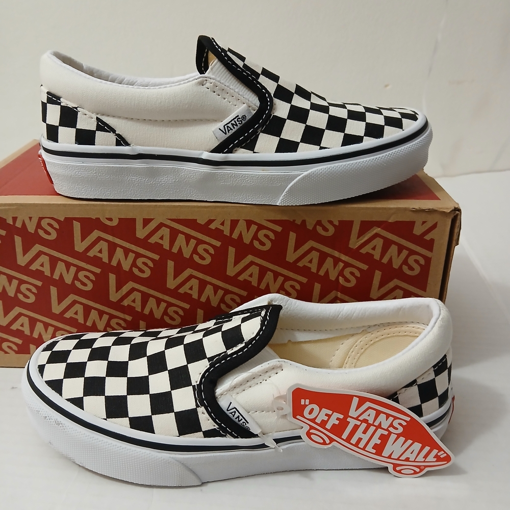 Vans Kids Black and White Checkerboard Slip-On Sneakers Size 1 New $40 - Picture 1 of 9